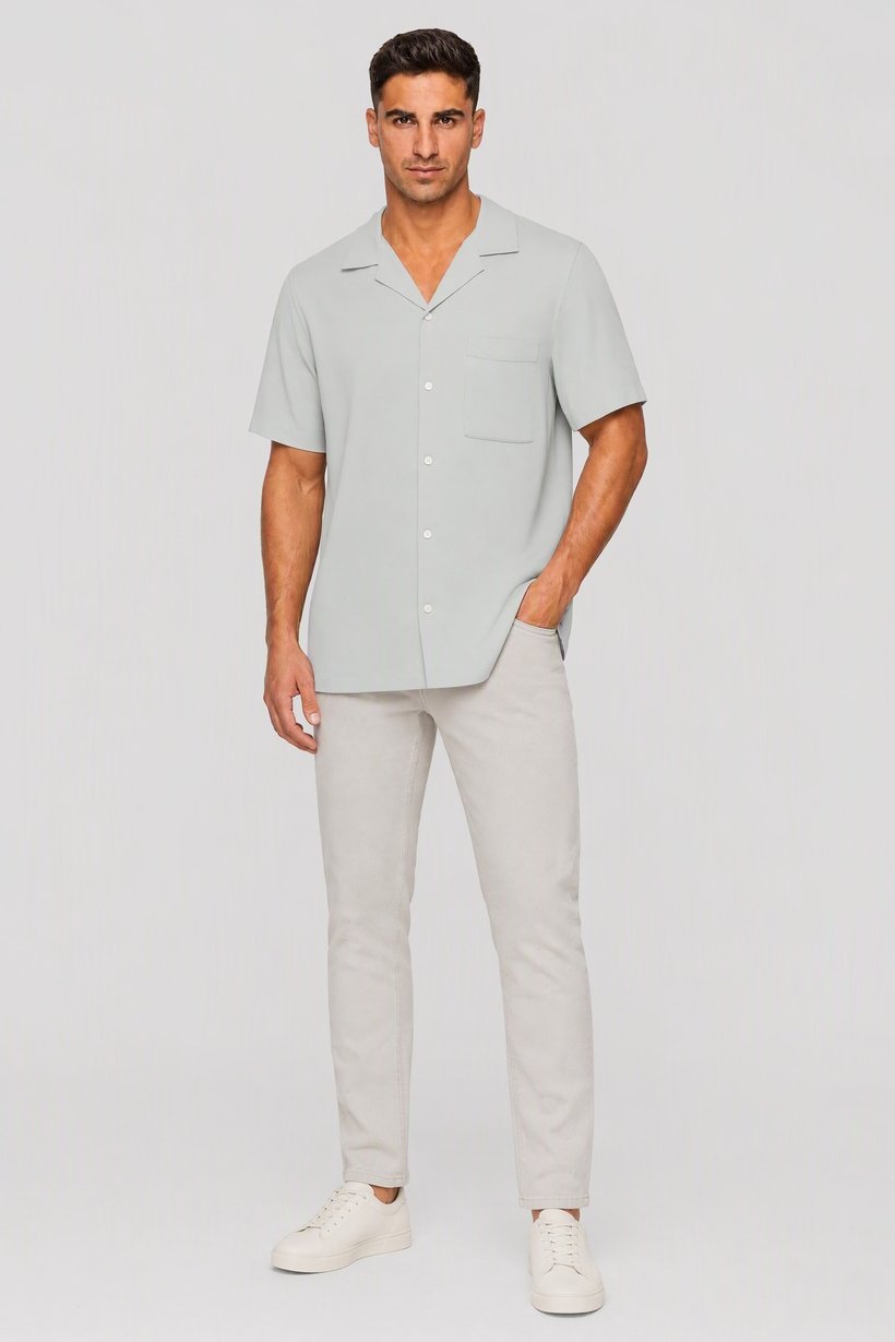 Men Regular Fit Plain Short Sleeve Casual Shirt, Sage Green