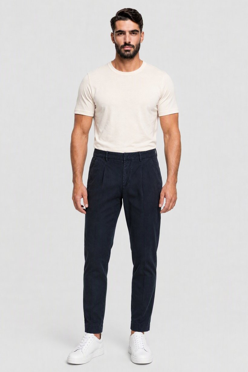Men Slim Fit Solid Chino Pants, Navy