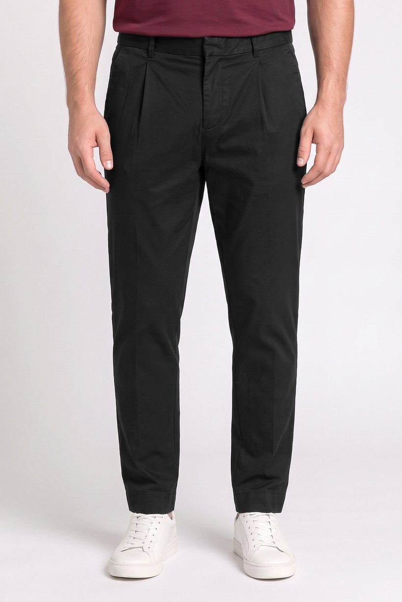 Men Slim Fit Solid Chino Pants, Black