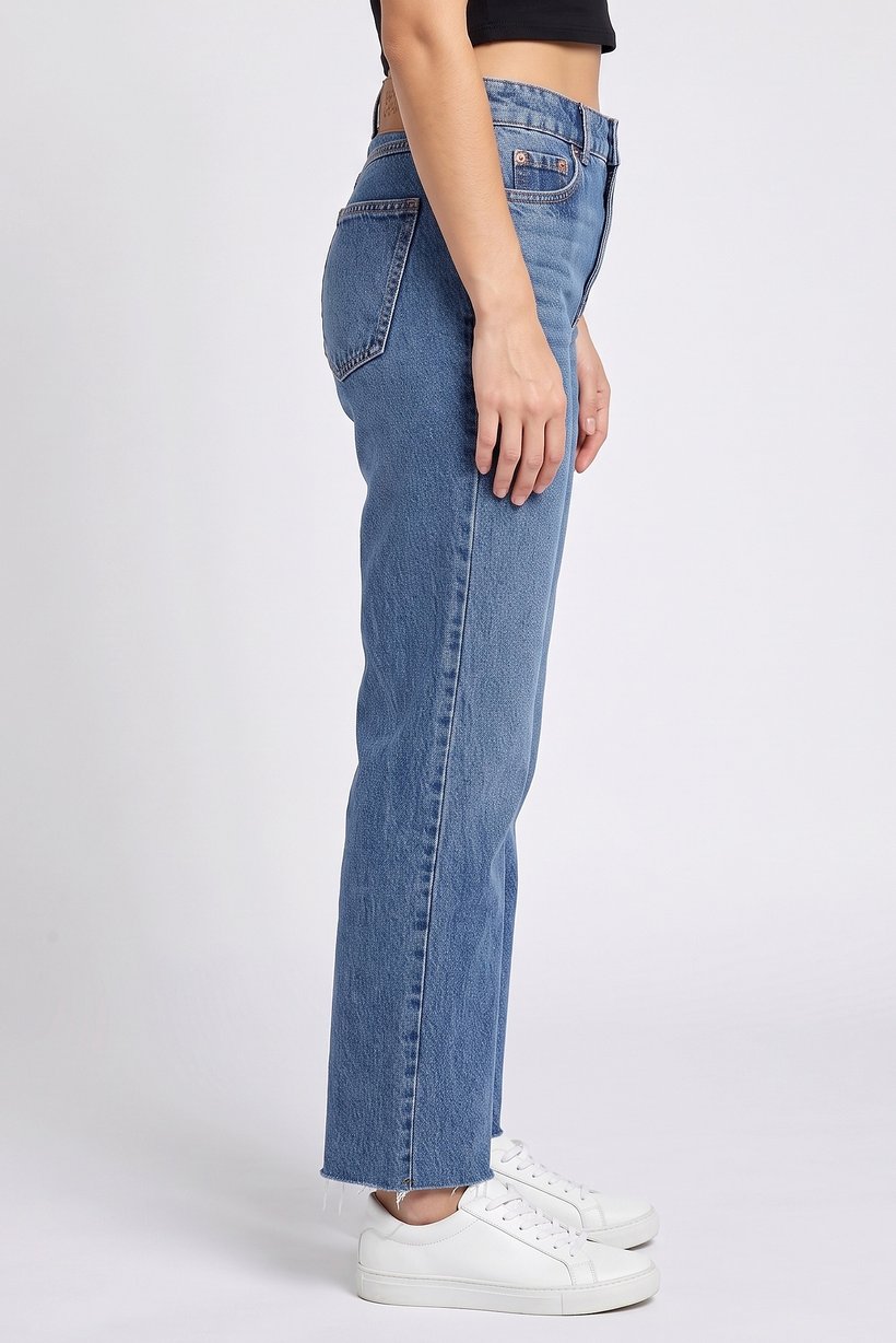 Women Straight Fit Washed Non Stretchable Denim Jeans, Blue