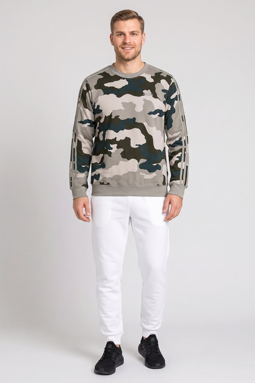 Men Sportswear Fit Long Sleeve Outdoor Sweatshirt, Camouflage