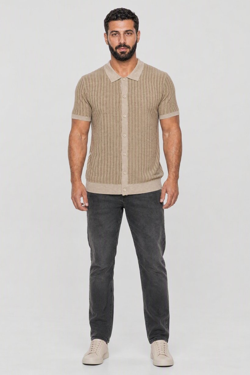 Men Spread Collar Short Sleeve Knitted Polo Shirt, Beige