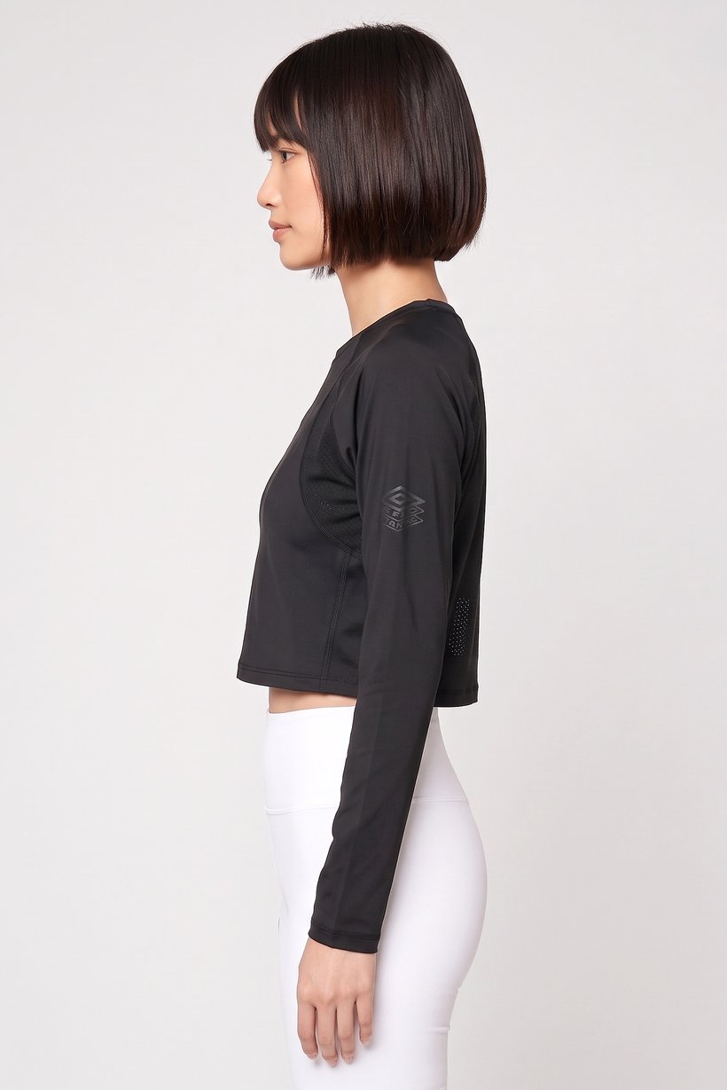 Women Sportswear Fit Long Sleeve Training Crop Top, Black