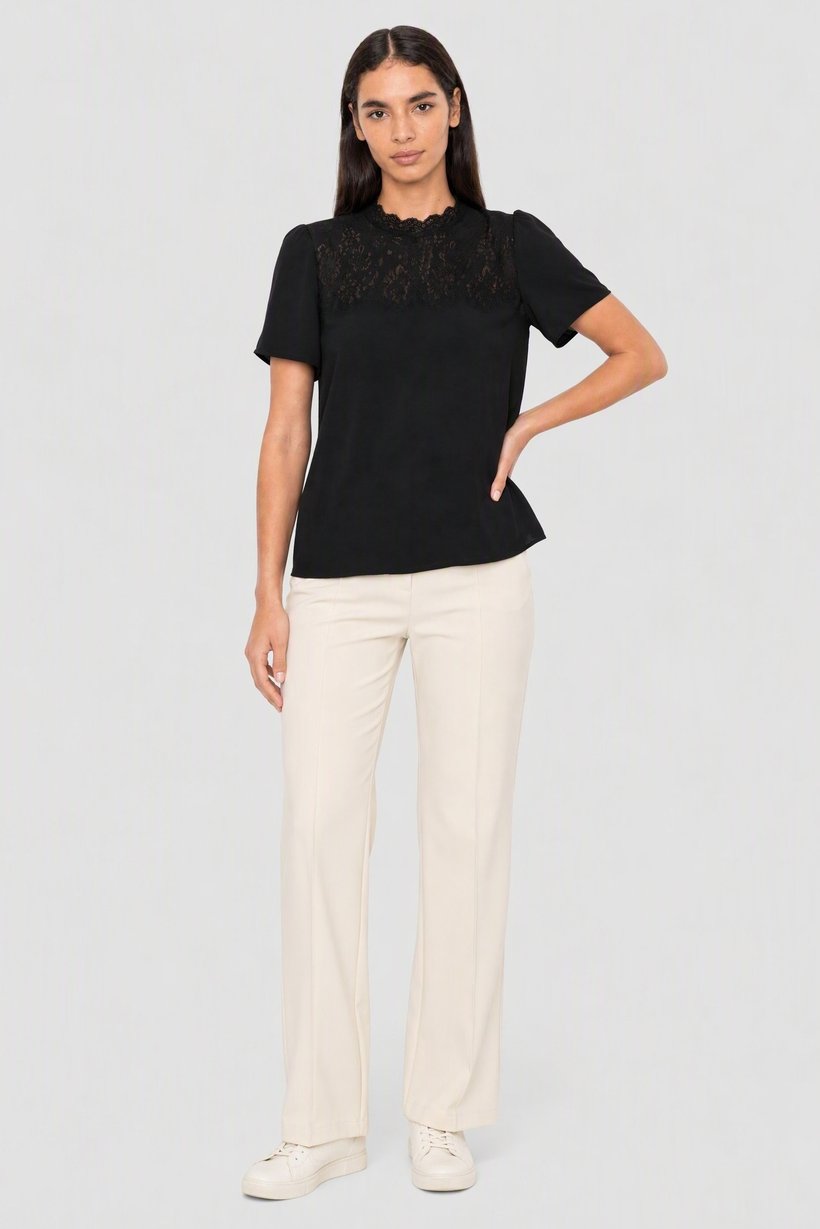 Women Scalloped Neck Lace Details Short Sleeve Blouse, Black