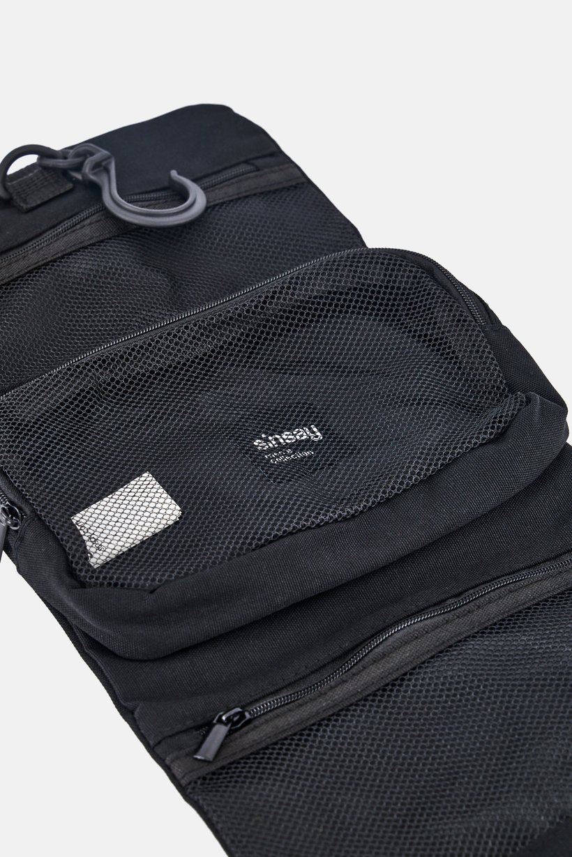 Men Brand Logo Wash Bag, Black