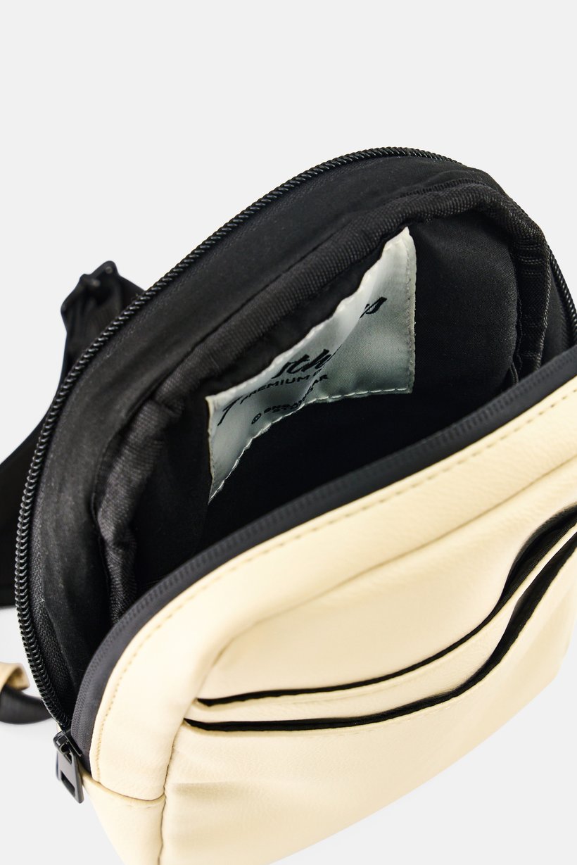 Men Solid Fanny Pack, Cream