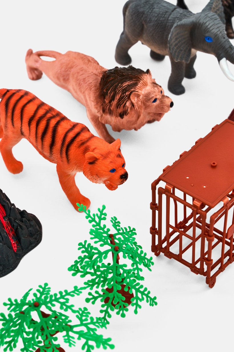 Explore The World Of Prehistoric Wild Animals