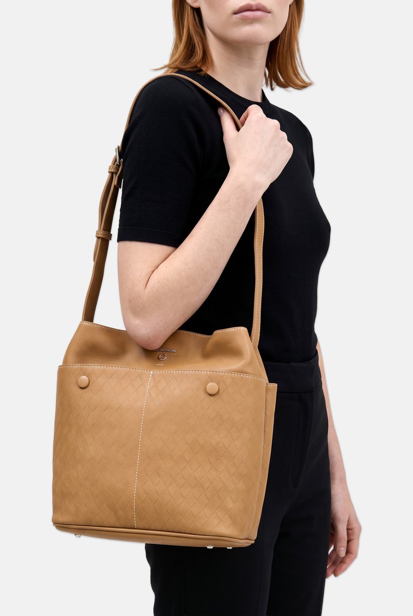 Women Diamond Pattern Hobo Bag, Brown