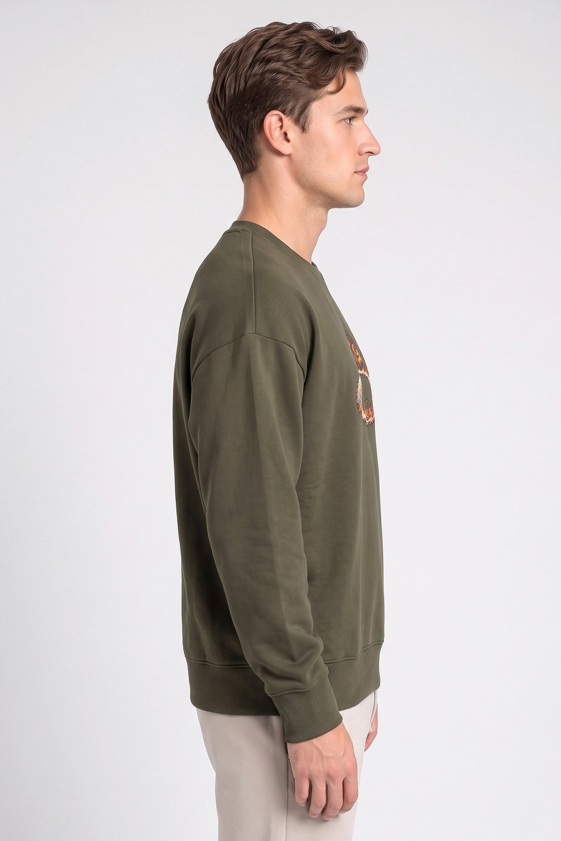 Men Regular Fit Long Sleeve Outdoor Sweatshirt, Dark Olive