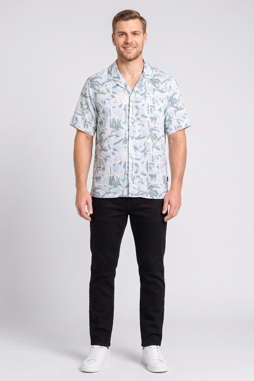 Men Regular Fit Short Sleeve Allover Print Casual Shirt, Multicolor