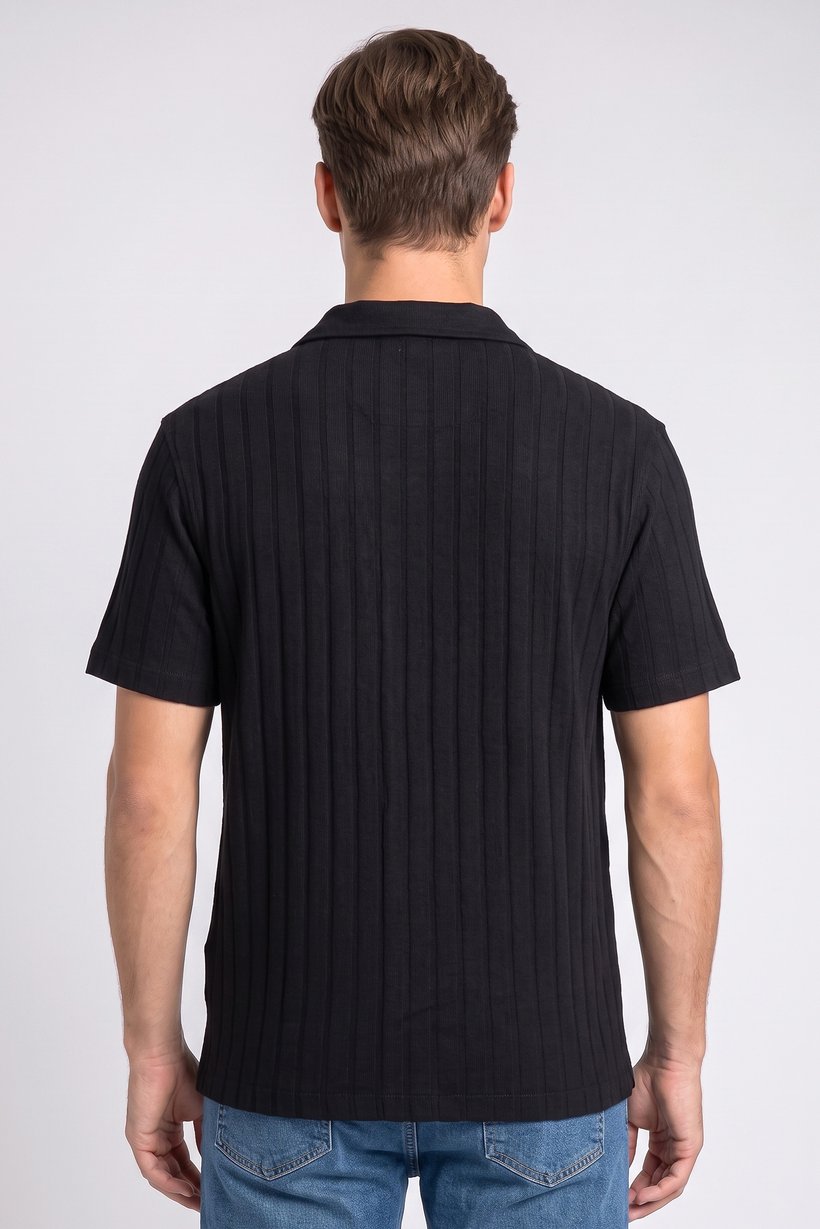 Men Regular Fit Plain Short Sleeve Casual Shirt, Black
