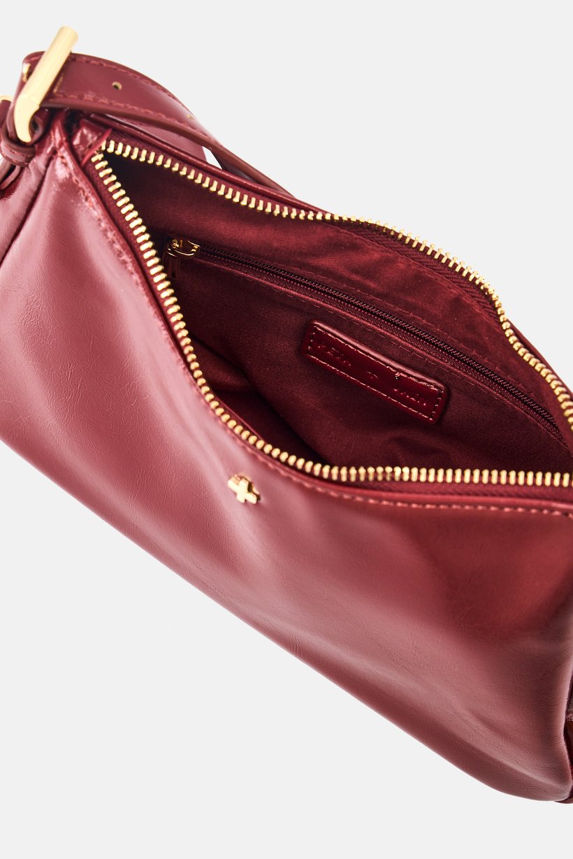 Women Brand Logo Shoulder Bag, Maroon