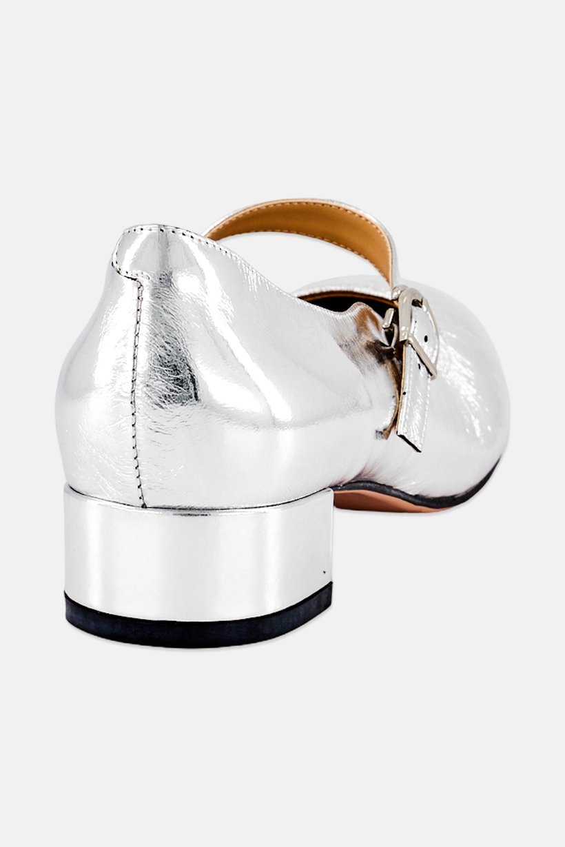 Women Deirdree Adjustable Buckle Closure Pumps, Silver