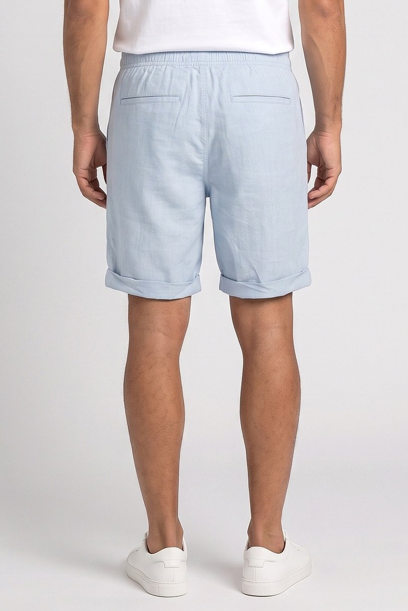Men Solid Basic Shorts, Light Blue