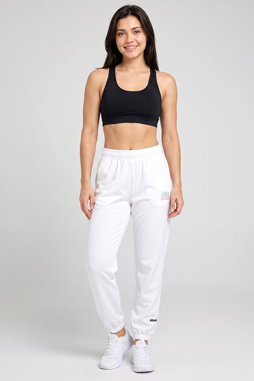 Women Relax Fit Outdoor Sweatpants, White
